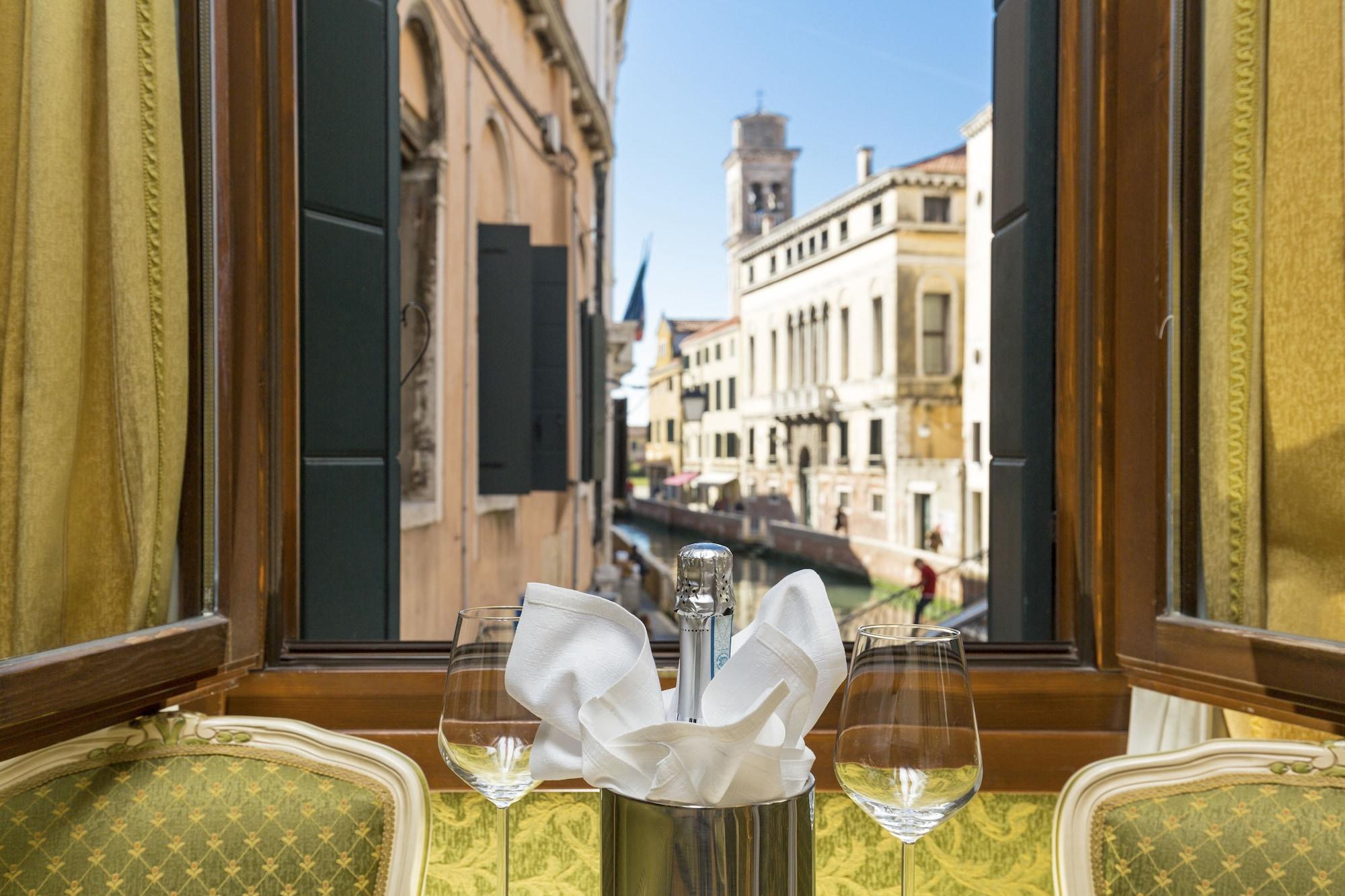 Palazzo Guardi Hotel Veneza Exterior foto